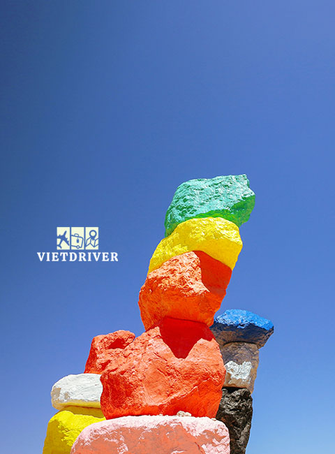 bảy ngọn núi thần kỳ