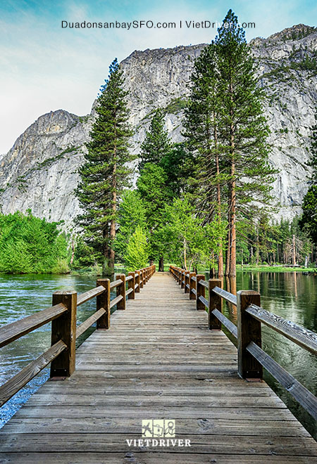 Swinging Bridge Yosemite
