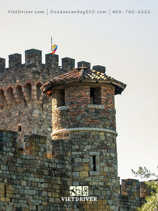 nhà máy rượu vang castello di amorosa