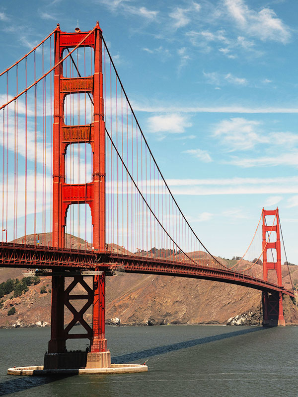 Cầu Cổng Vàng (Golden Gate Bridge)