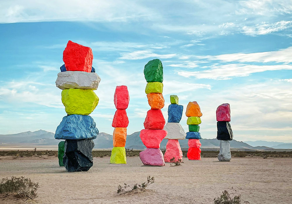 bảy ngọn núi thần kỳ