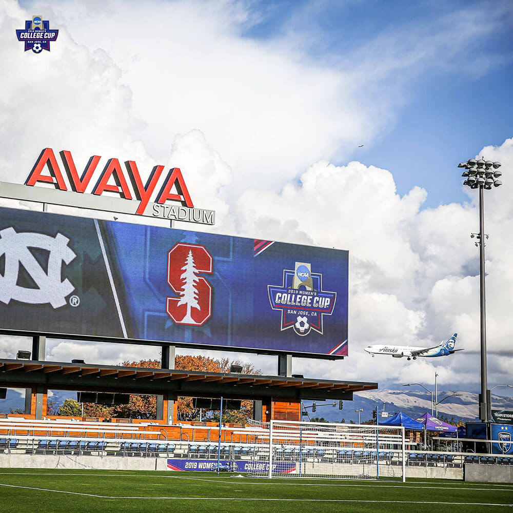 sân vận động Avaya