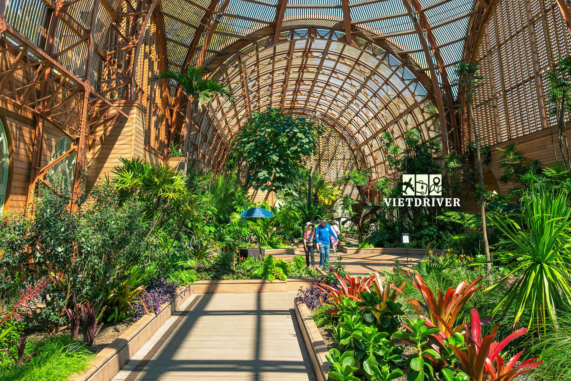 Tòa nhà Bách Thảo (Botanical Building)