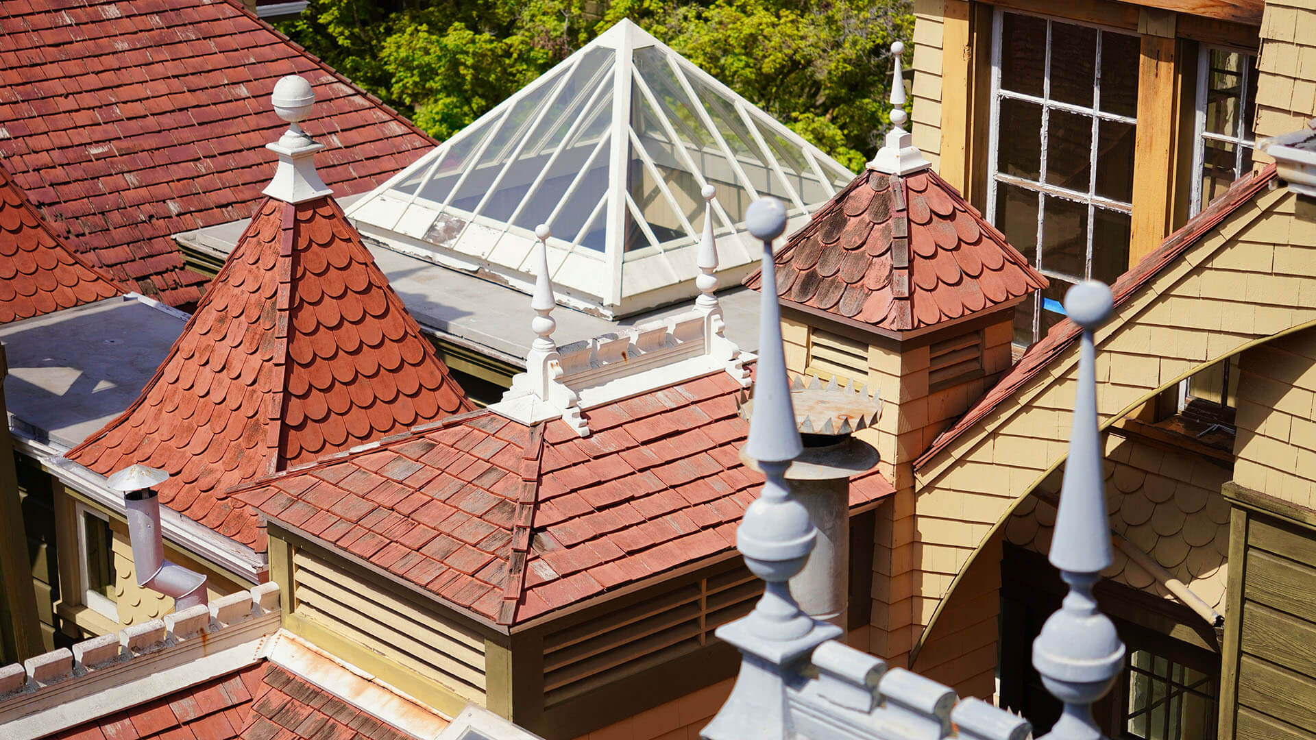 Winchester Mystery House