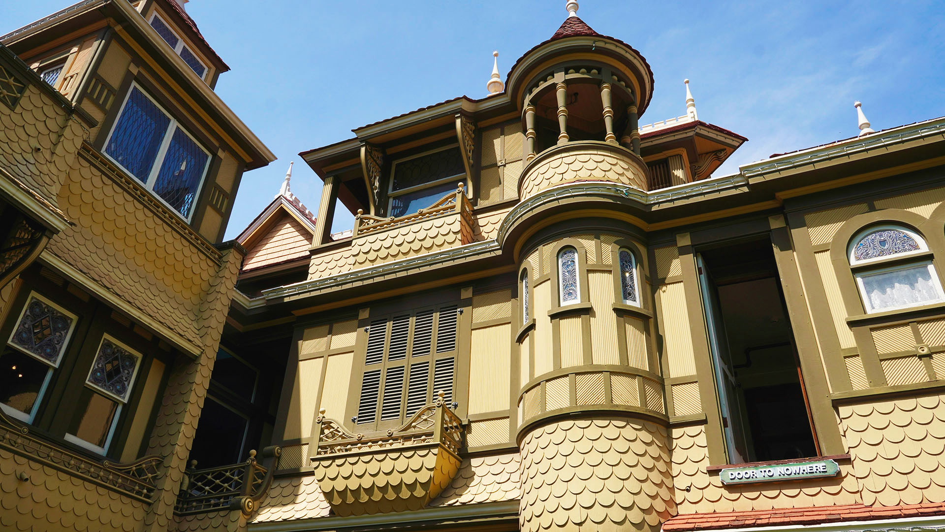 Winchester Mystery House